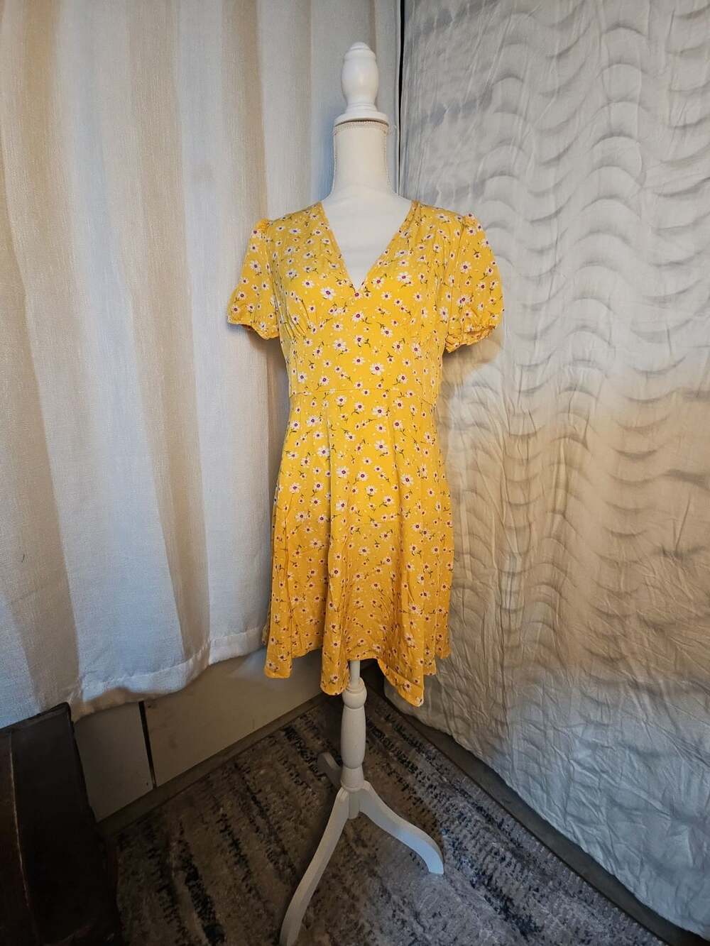 SHEIN Floral Sundress Size L Yellow V-Neck Short Sleeve A-Line Midi Dress